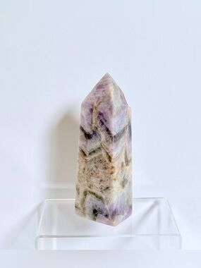 5.5” Dream Amethyst Tower Chevron Pale Purple Quartz Crystal Point 13.2oz